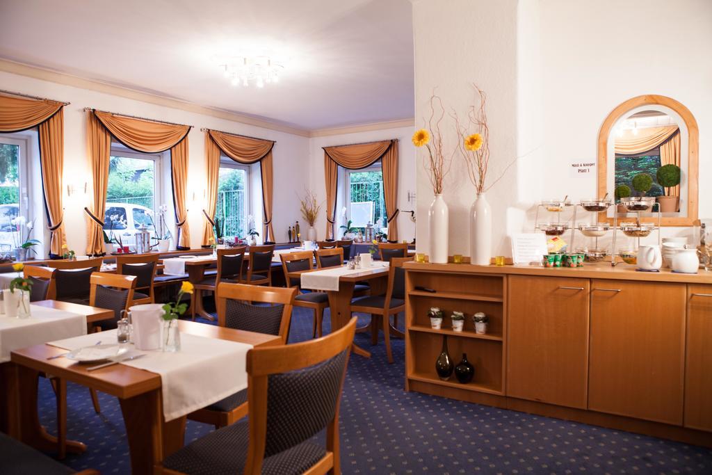 Vier Jahreszeiten Hotel